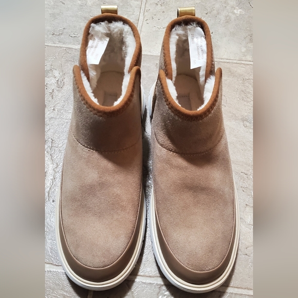 NWT Cole Haan zerogrand bootie, water resistant 6.5 - Picture 4 of 6